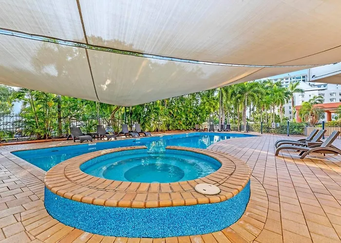 Suite Escape On The Esplanade With Pool & Balcony