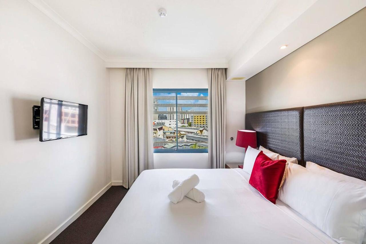 Escape On The Esplanade With Pool & Balcony * Darwin